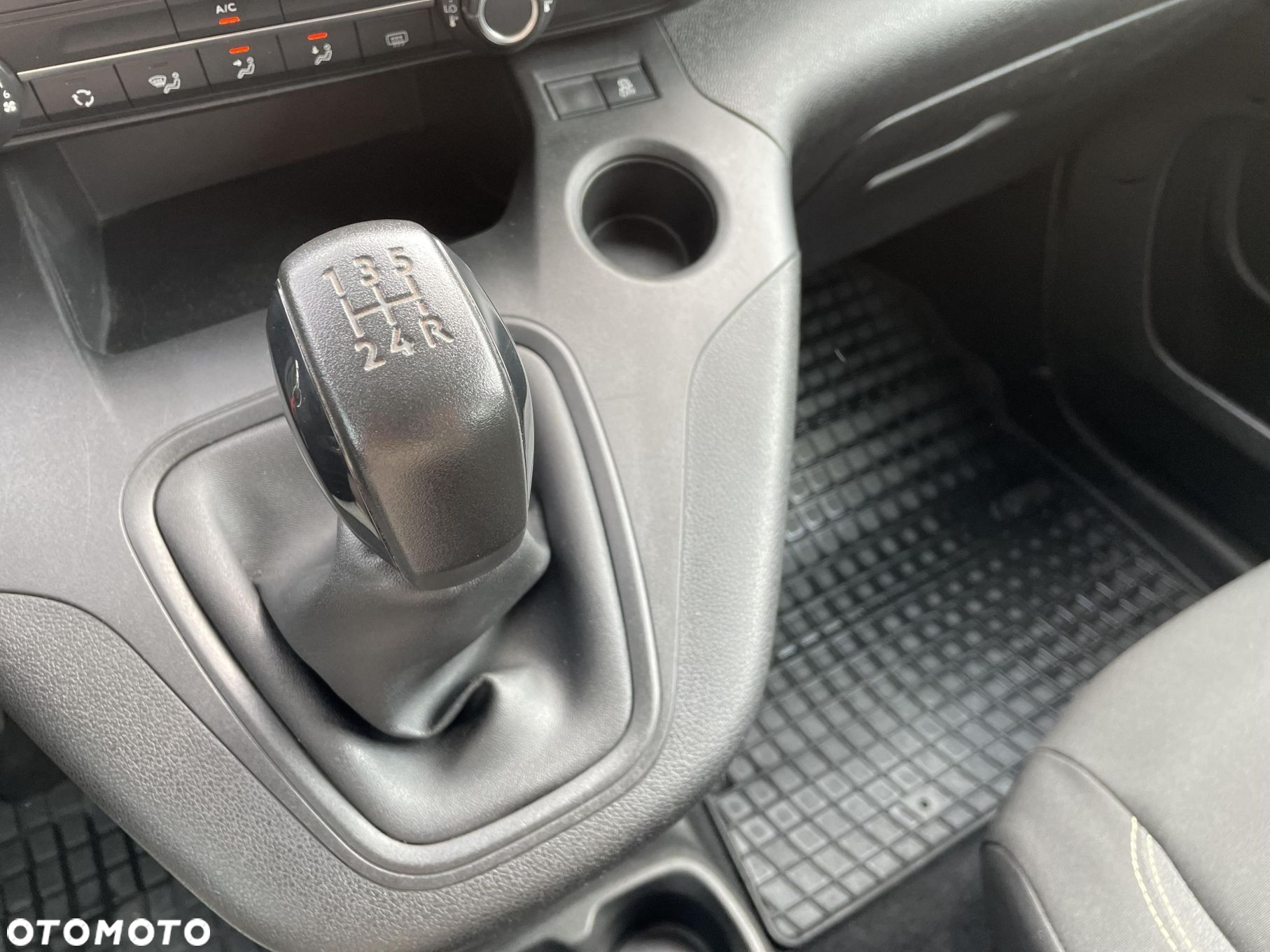 Peugeot Rifter 1.5 BlueHDI Active S&S - 15