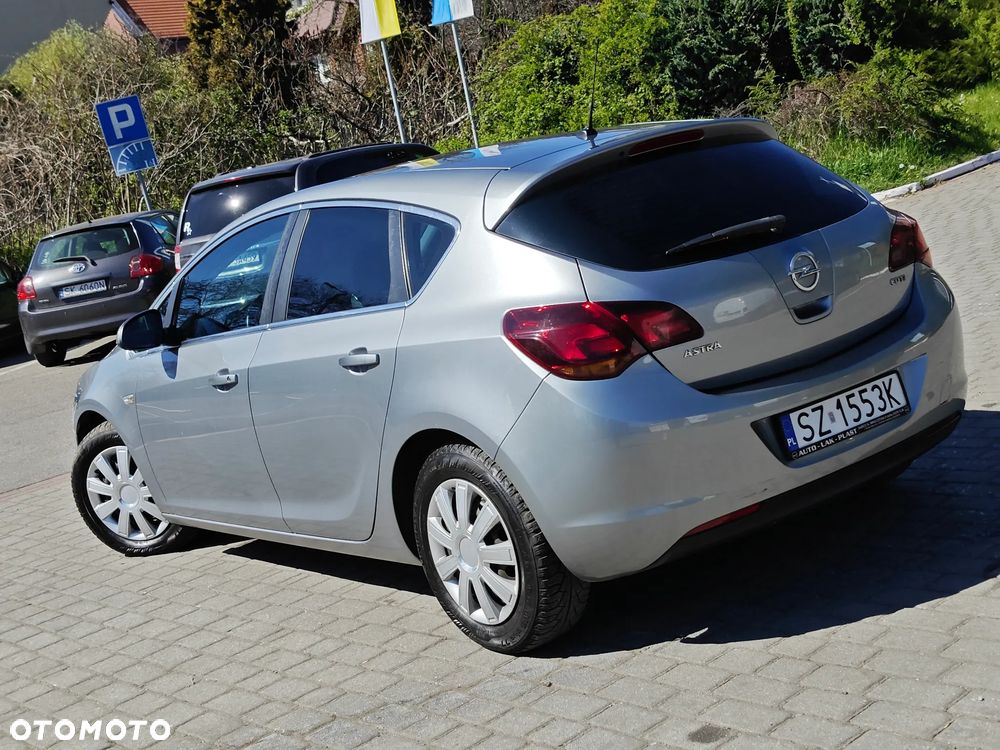 Opel Astra 1.7 CDTI Cosmo - 6