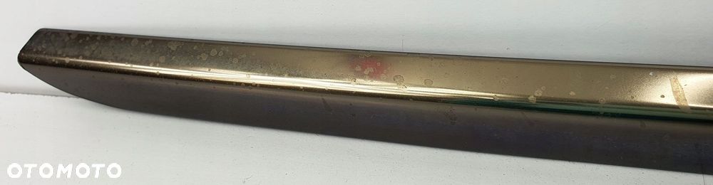 LISTWA ZGARNIAJĄCA PRAWY TYŁ MERCEDES W211 - 4