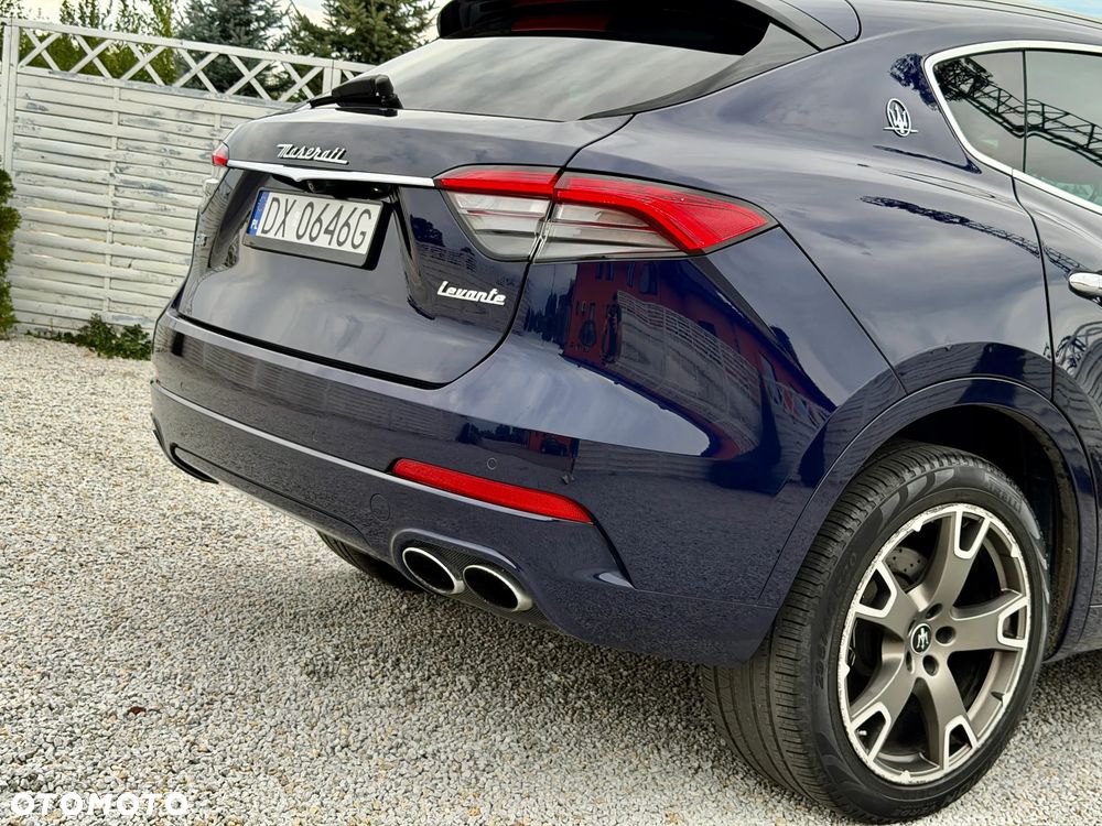 Maserati Levante S Q4 - 30