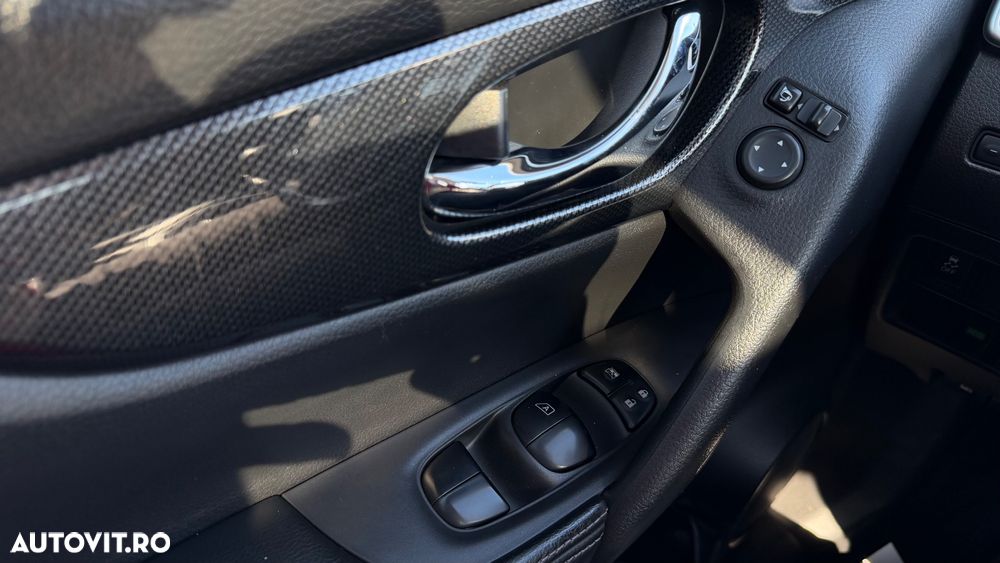 Nissan X-Trail 1.6 dCi Xtronic Tekna - 18