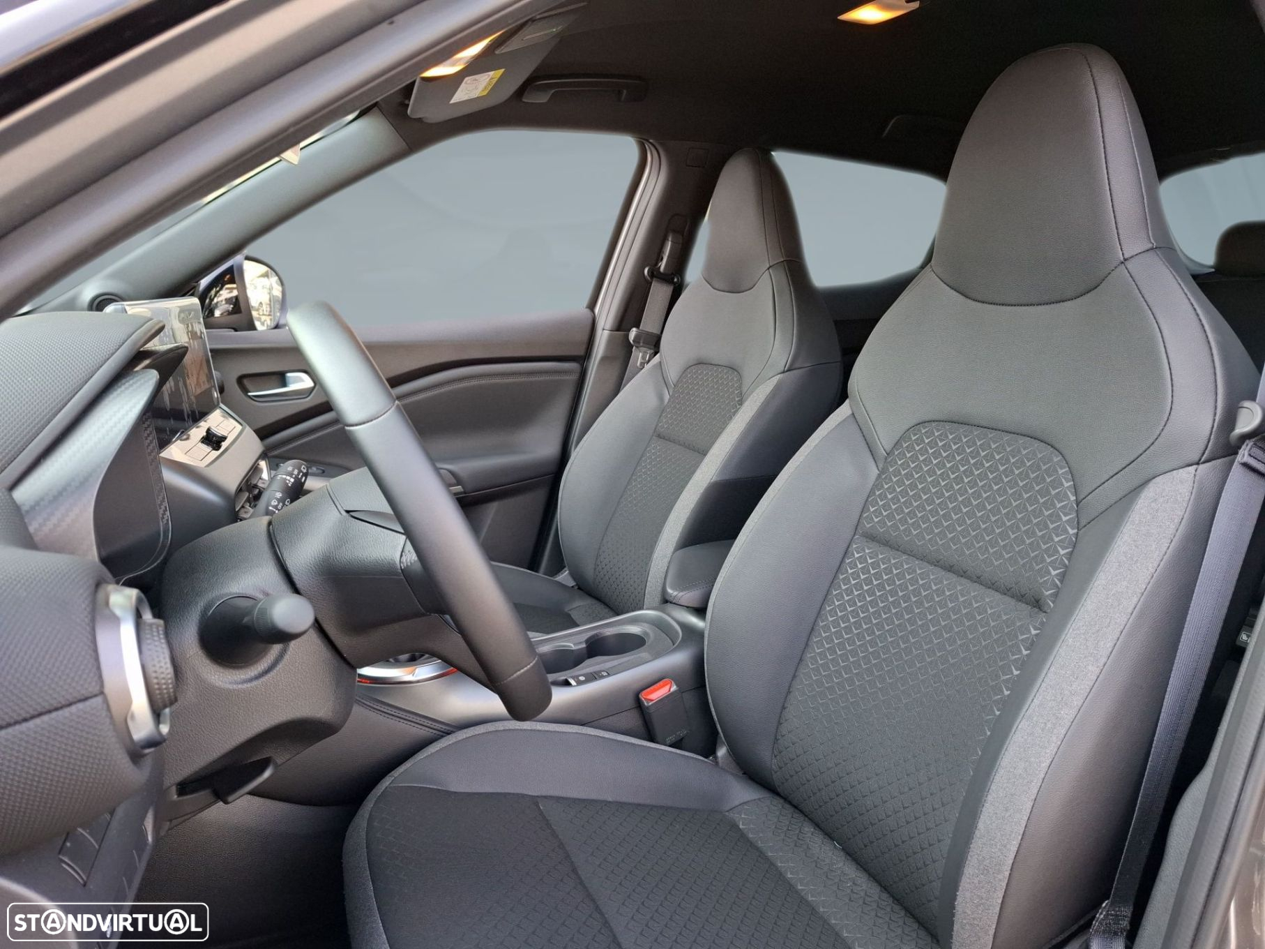 Nissan Juke 1.0 DIG-T N-Connecta - 11
