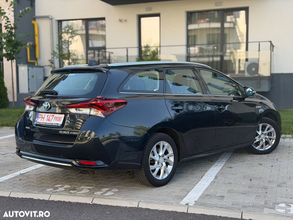 Toyota Auris - 4