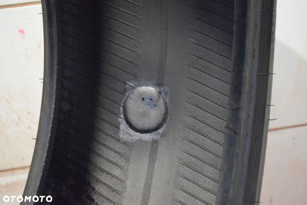 R19 235/40 Bridgestone Potenza S001 pojedyncza - 8