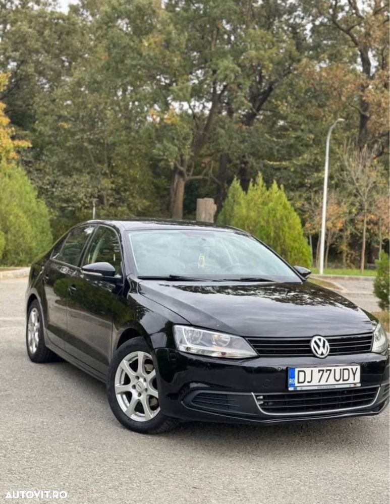 Volkswagen Jetta 1.6 TDI DPF Comfortline - 1
