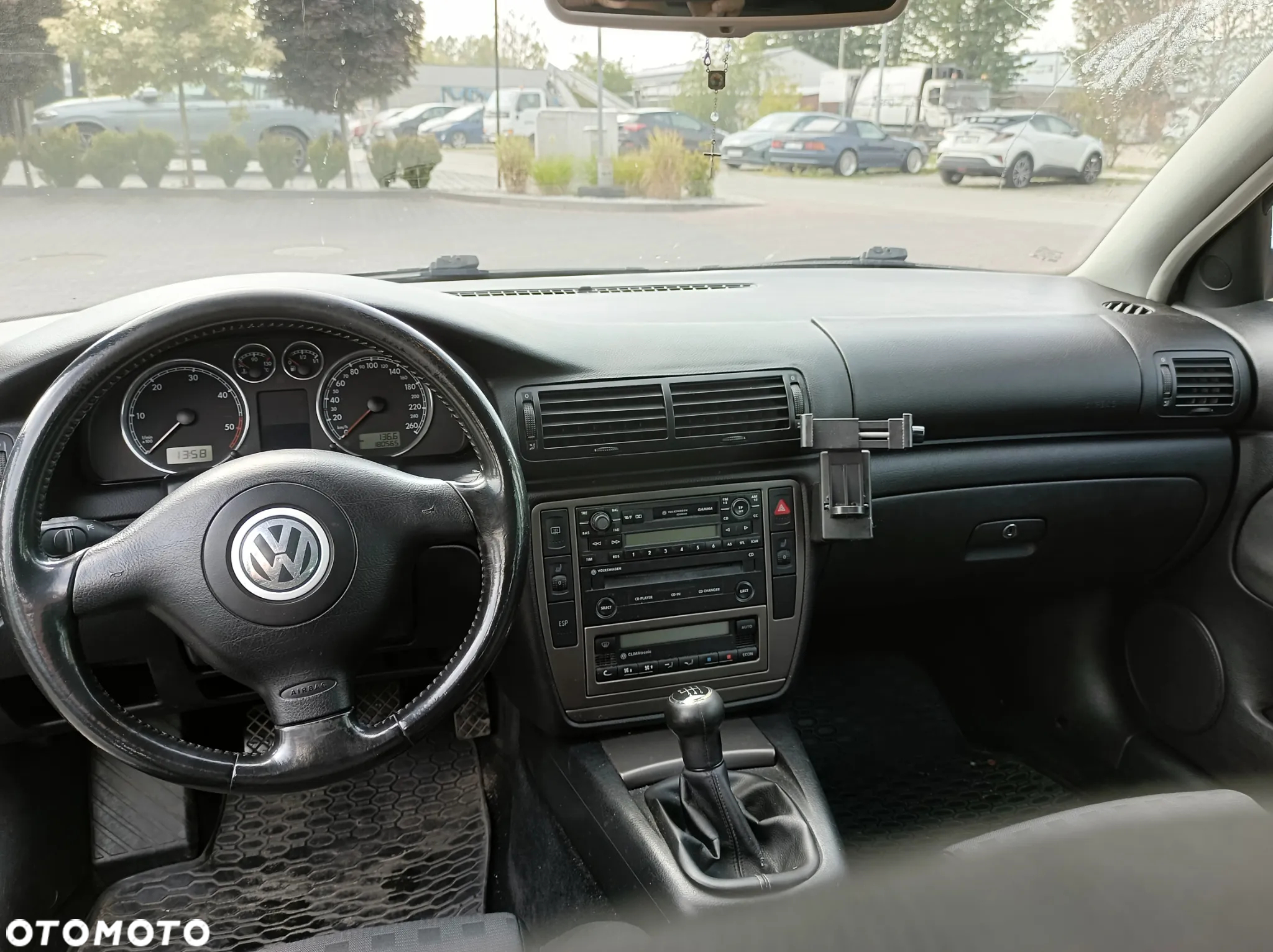Volkswagen Passat 1.9 TDI Highline - 4