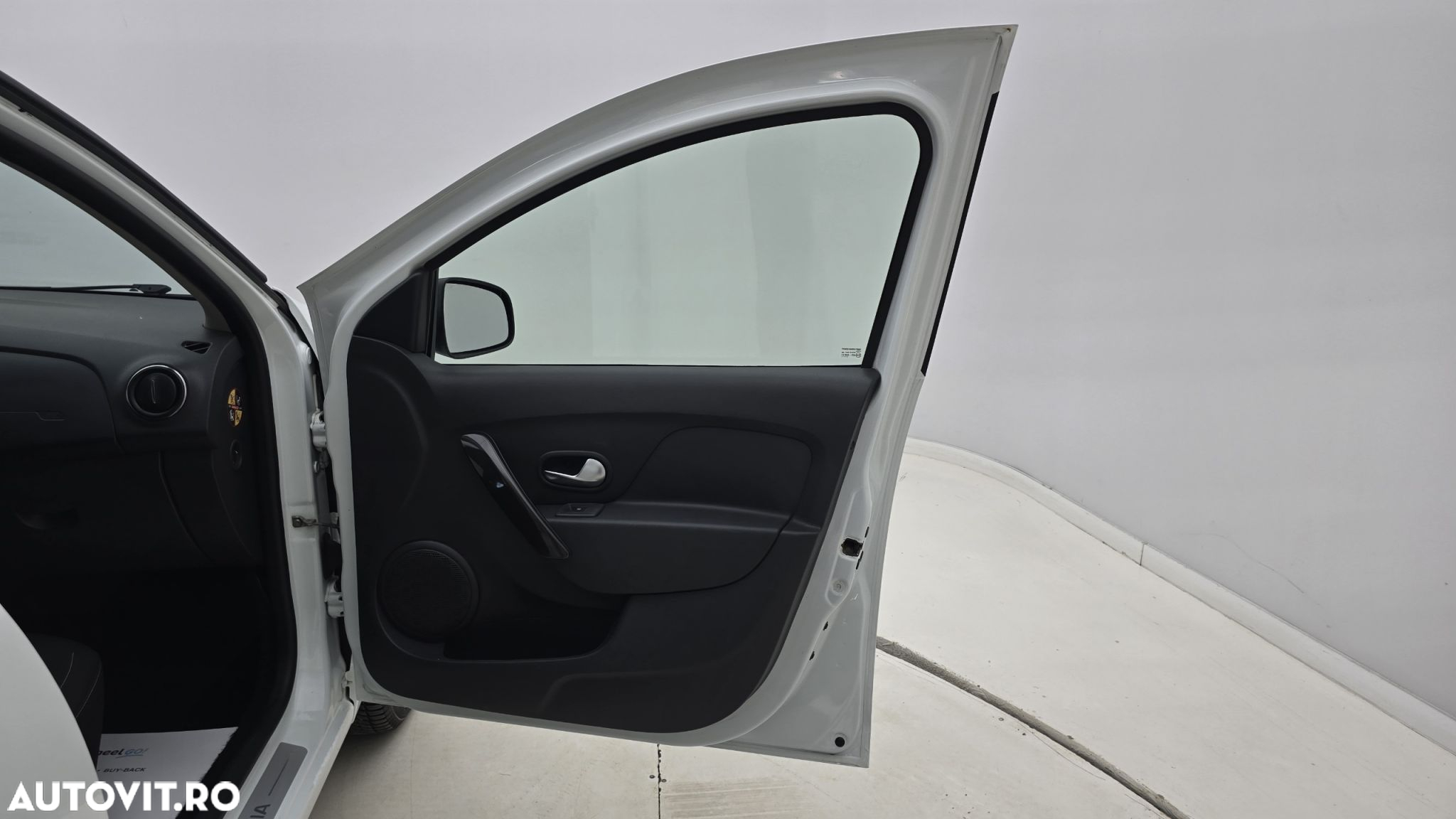 Dacia Logan - 18