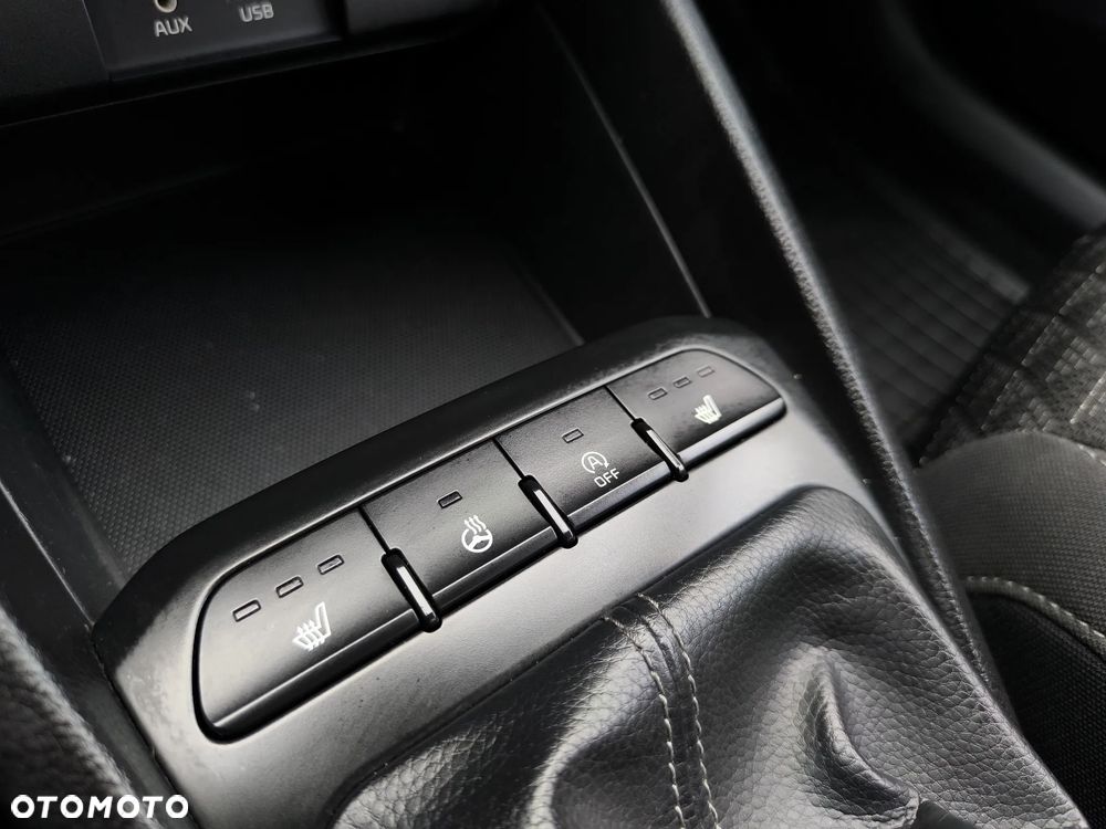Kia Rio 1.2 L - 18