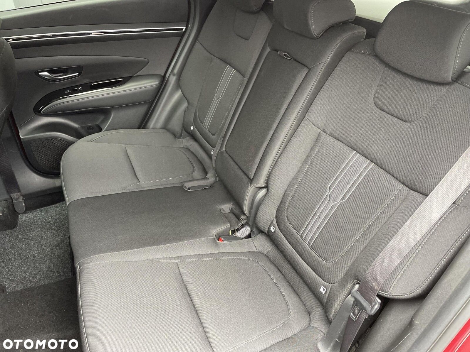 Hyundai Tucson 1.6 T-GDi HEV Executive 2WD - 17