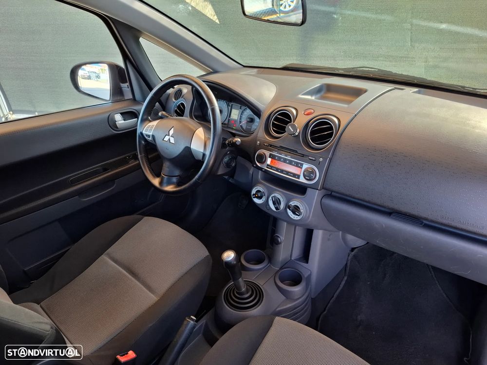 Mitsubishi Colt 1.1 Inform RCD - 46