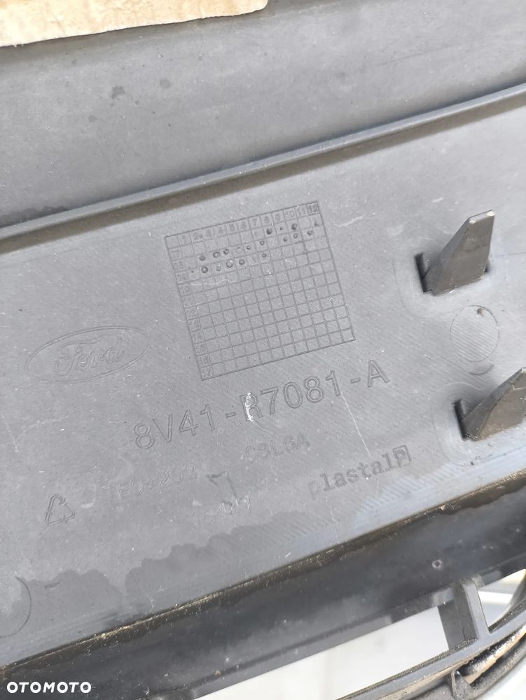 FORD KUGA MK1 KRATKA DÓŁ SPOILER DOKŁADKA ZDERZAKA GRILL 8V41-R7081-A 8V41-17F771-ABW 8V4117C749A - 12