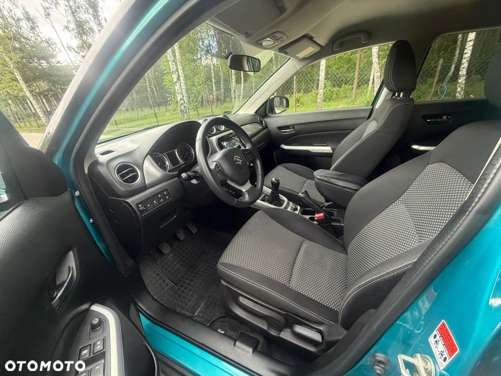Suzuki Vitara 1.6 Premium 4WD - 7