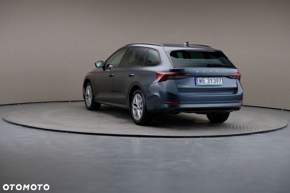 Skoda Octavia - 2