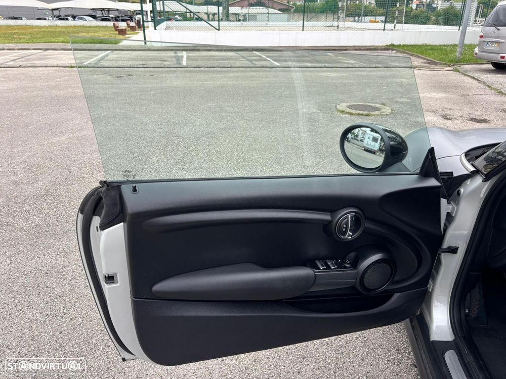 MINI Cabrio Cooper D - 26