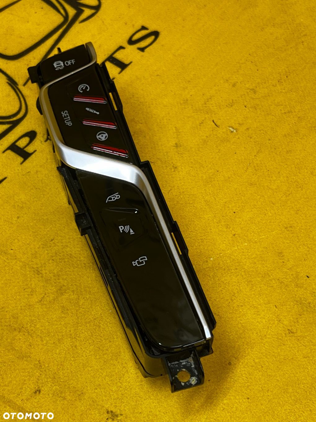 PANEL PRZEŁĄCZNIK OBSŁUGI KONSOLI ŚRODKOWEJ BMW M5 F90 - 1
