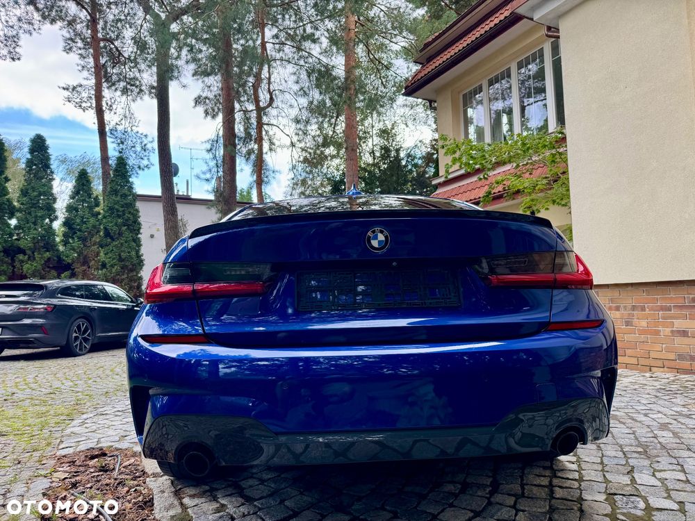 BMW Seria 3 318d M Sport - 14