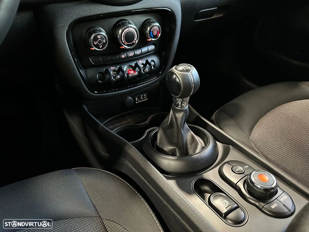 MINI Clubman One D - 8