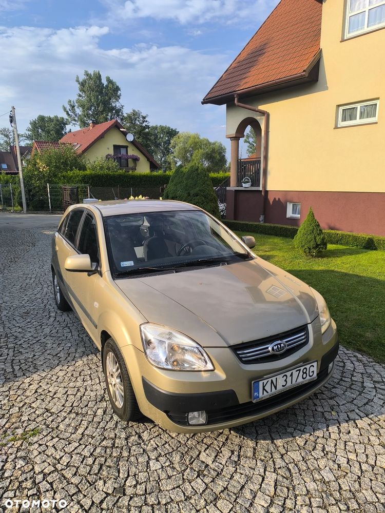 Kia Rio 1.4 Family - 1