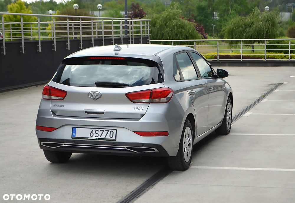 Hyundai i30 1.5 DPI Modern - 33
