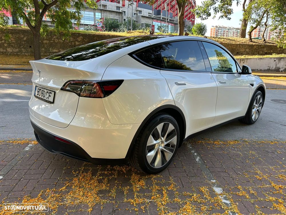 Tesla Model Y Tração Traseira - 4