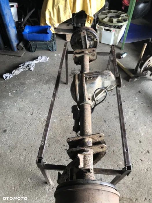 Most tylny obudowa mercedes g-klasa 48:9 blokada - 1