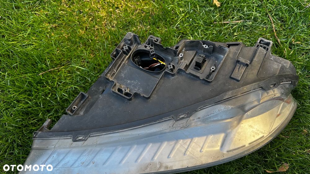 Reflektor lampa prawa Volvo S80 bi xenon skrętny EU ABL - 4