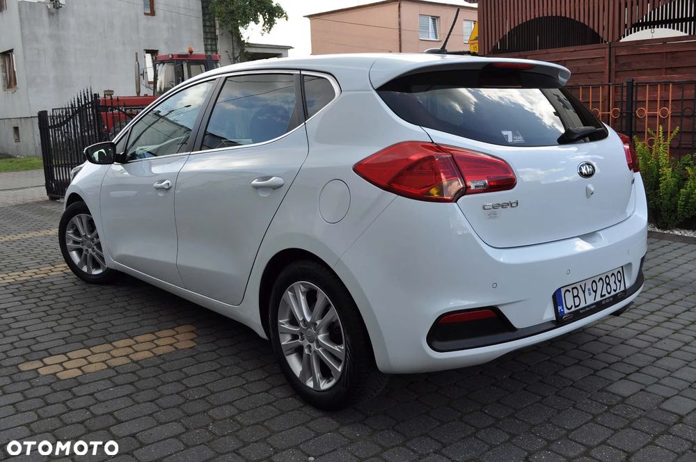 Kia Ceed 1.4 CVVT Dream Team Edition - 7