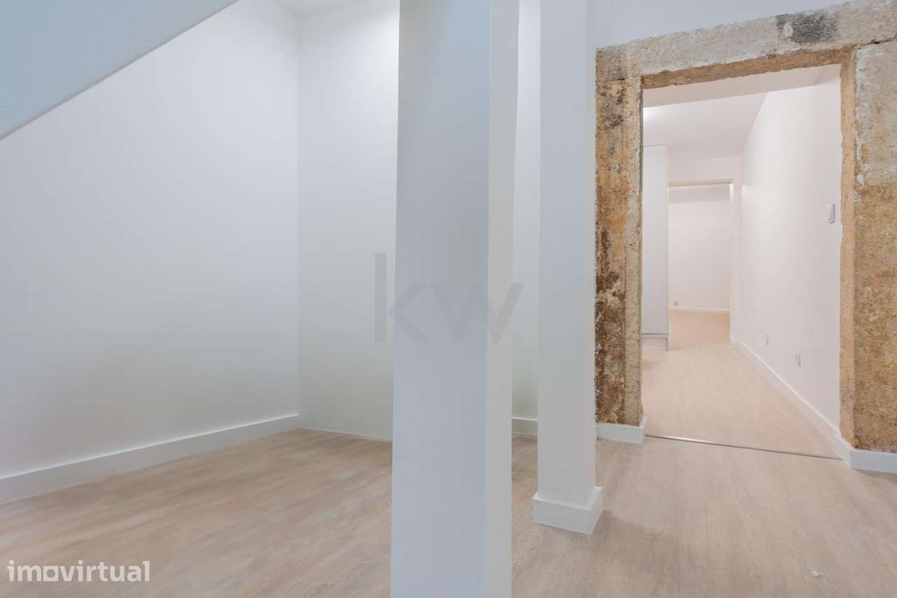 Apartamento T1 Remodelado na Bica / Santa Catarina, Lisboa - Grande imagem: 3/22