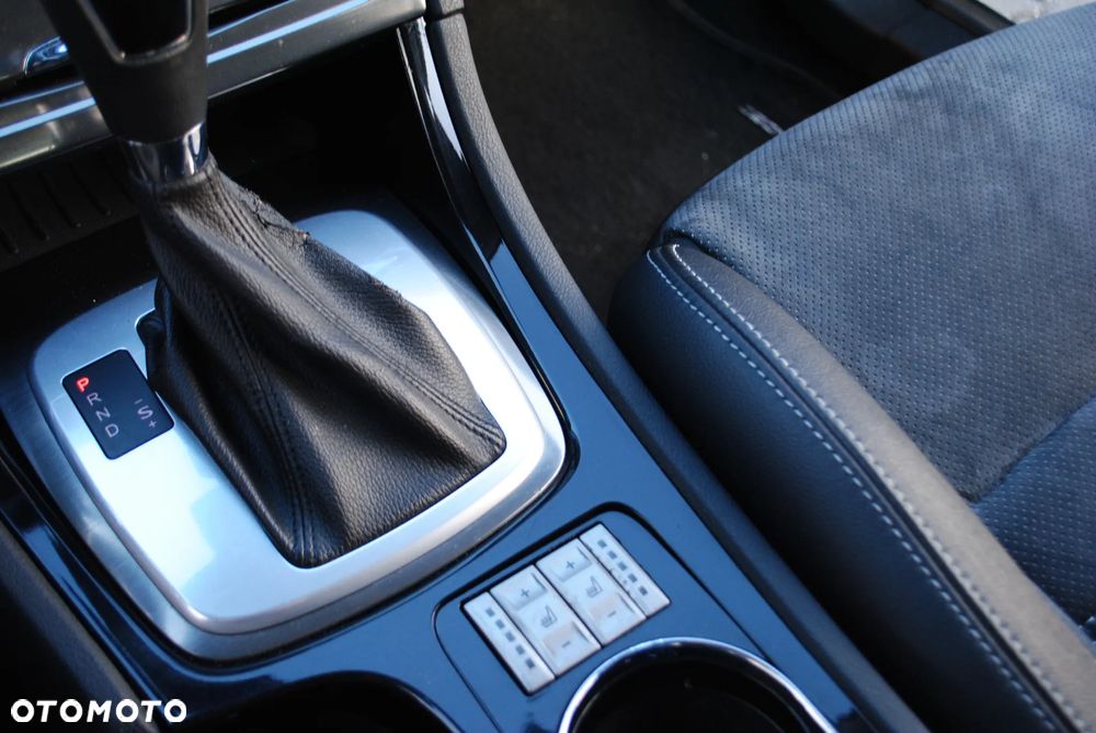 Ford Mondeo 2.0 TDCi Titanium - 17