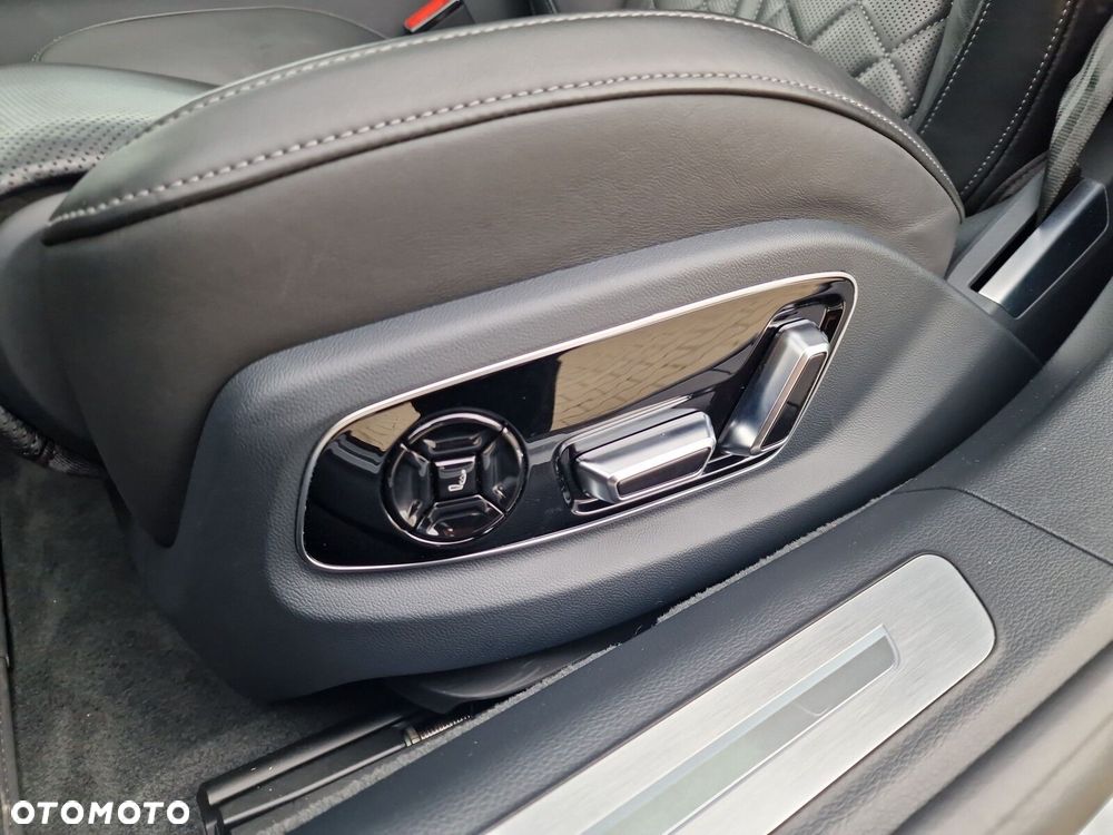Audi A8 - 38