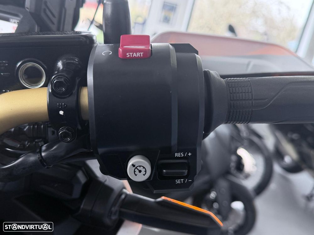 Honda Africa Twin CRF 1100 ADV SPORTS - 8