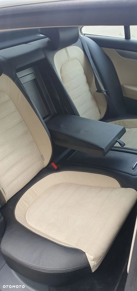 Volkswagen Passat CC - 8