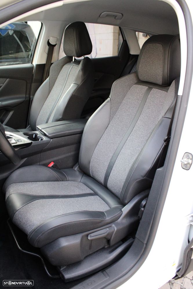 Peugeot 3008 PureTech 130 Stop & Start GPF EAT8 Allure - 28