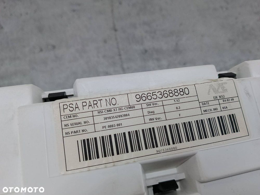 LICZNIK CITROEN C5 III 9665368880 2.0 16V - 7