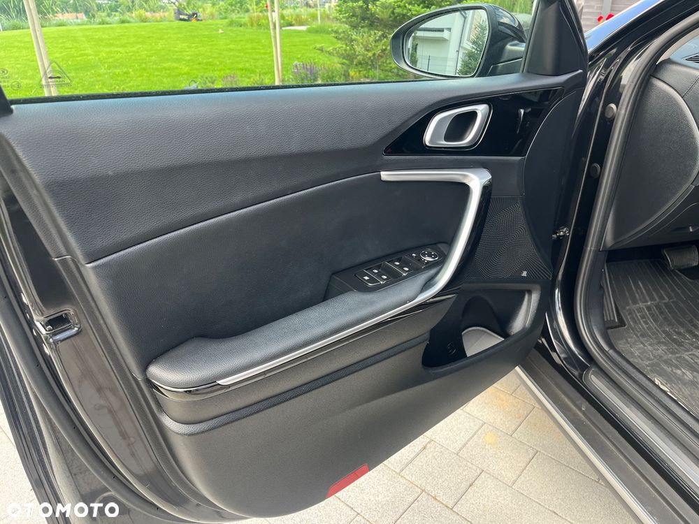 Kia XCeed 1.5 T-GDI Business Line DCT - 10