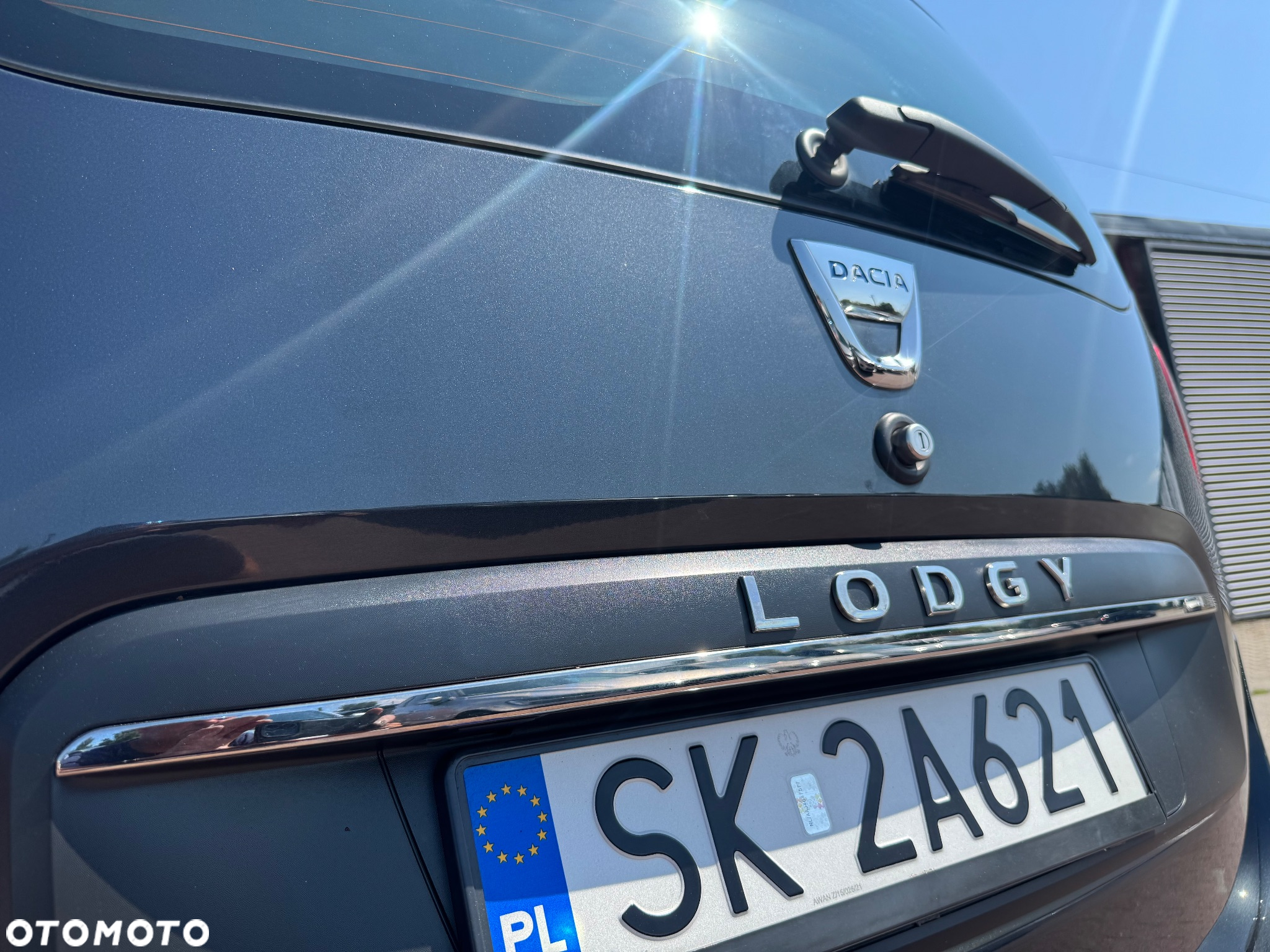 Dacia Lodgy 1.3 TCe Laureate S&S - 15