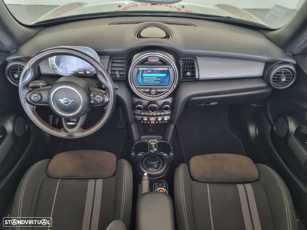 MINI Cabrio - 16