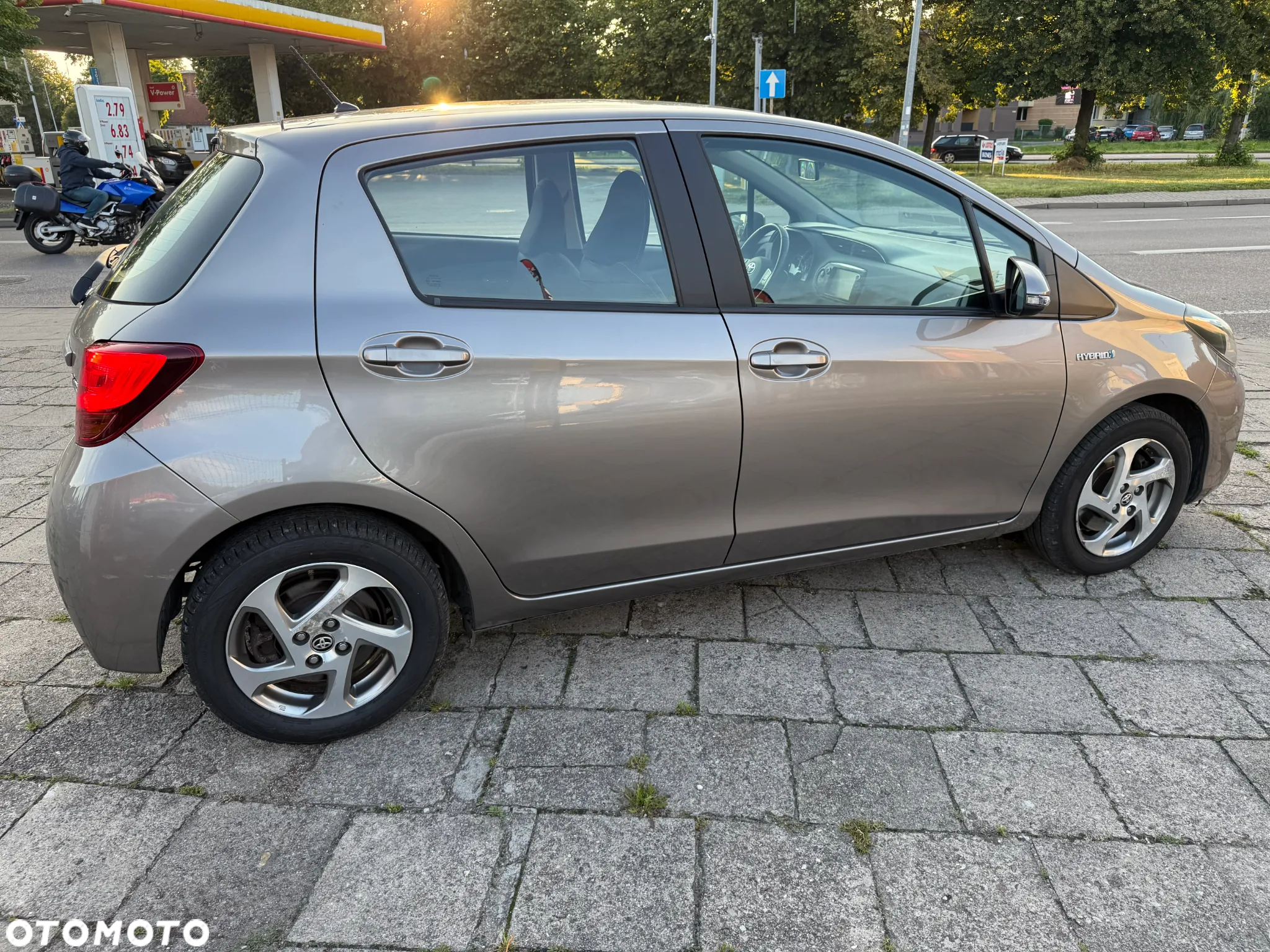 Toyota Yaris Hybrid 1.5 VVT-i Selection - 15