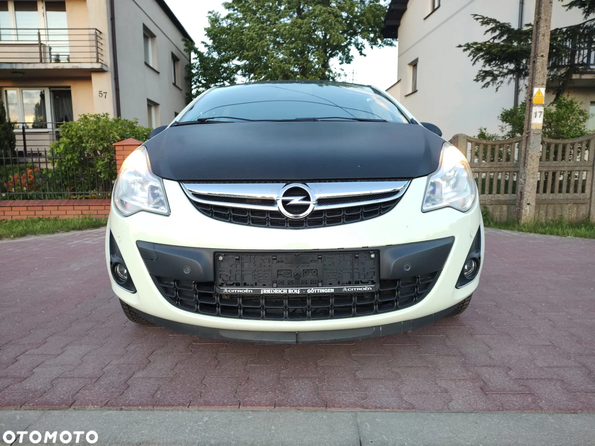 Opel Corsa 1.2 16V Enjoy - 4