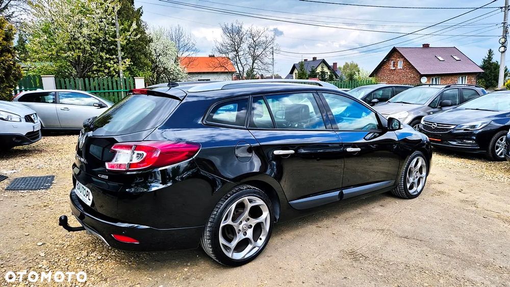 Renault Megane TCe 180 GT - 11