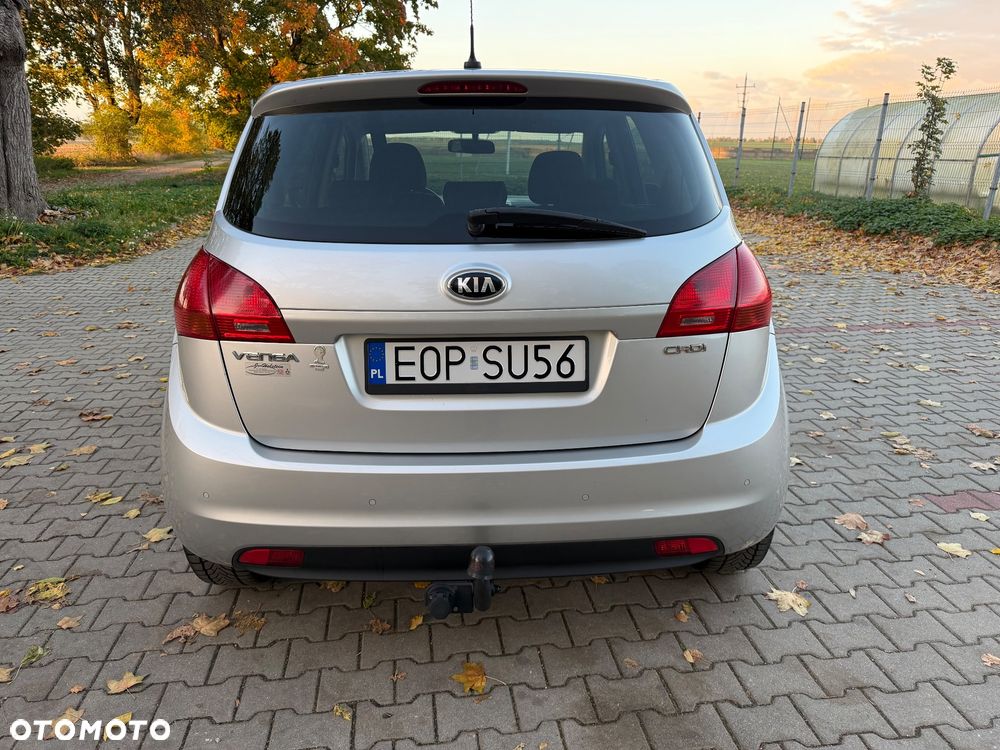 Kia Venga - 9