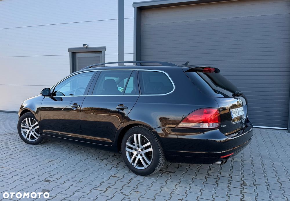 Volkswagen Golf - 4