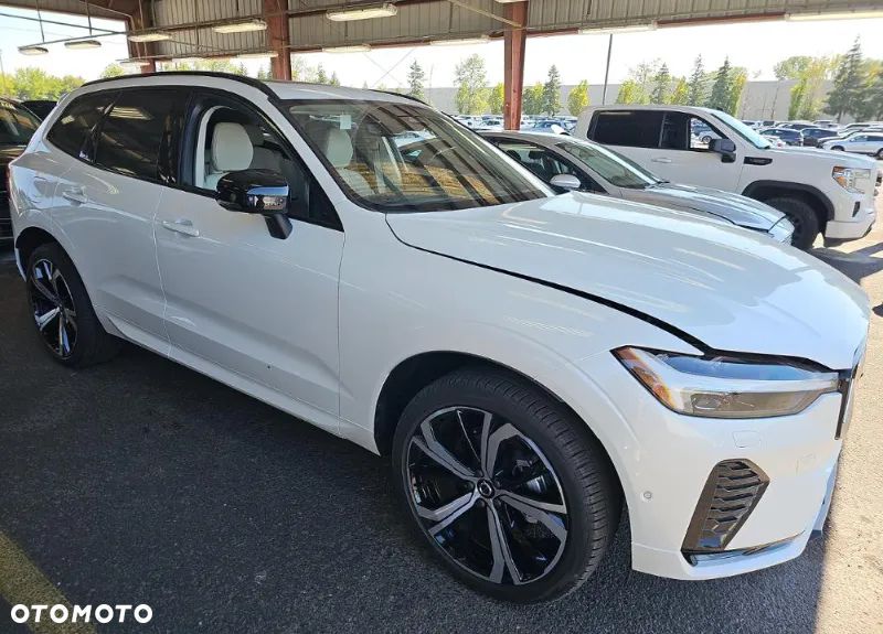 Volvo XC 60 B5 B AWD Ultra Dark - 3