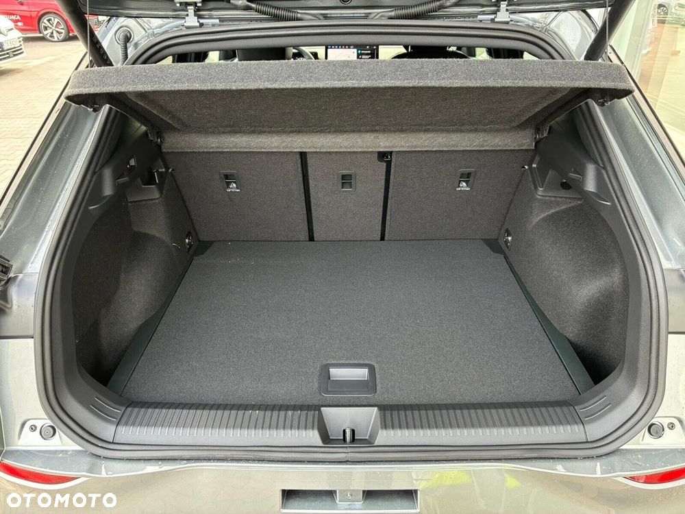 Volkswagen T-Roc - 28