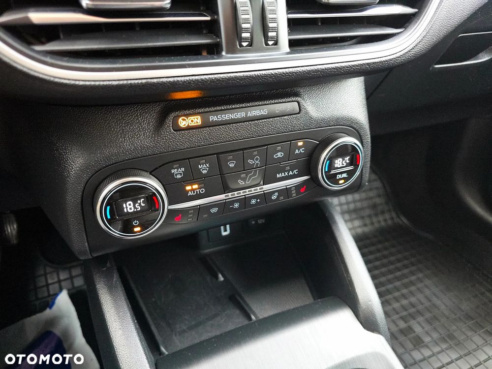 Ford Focus - 16