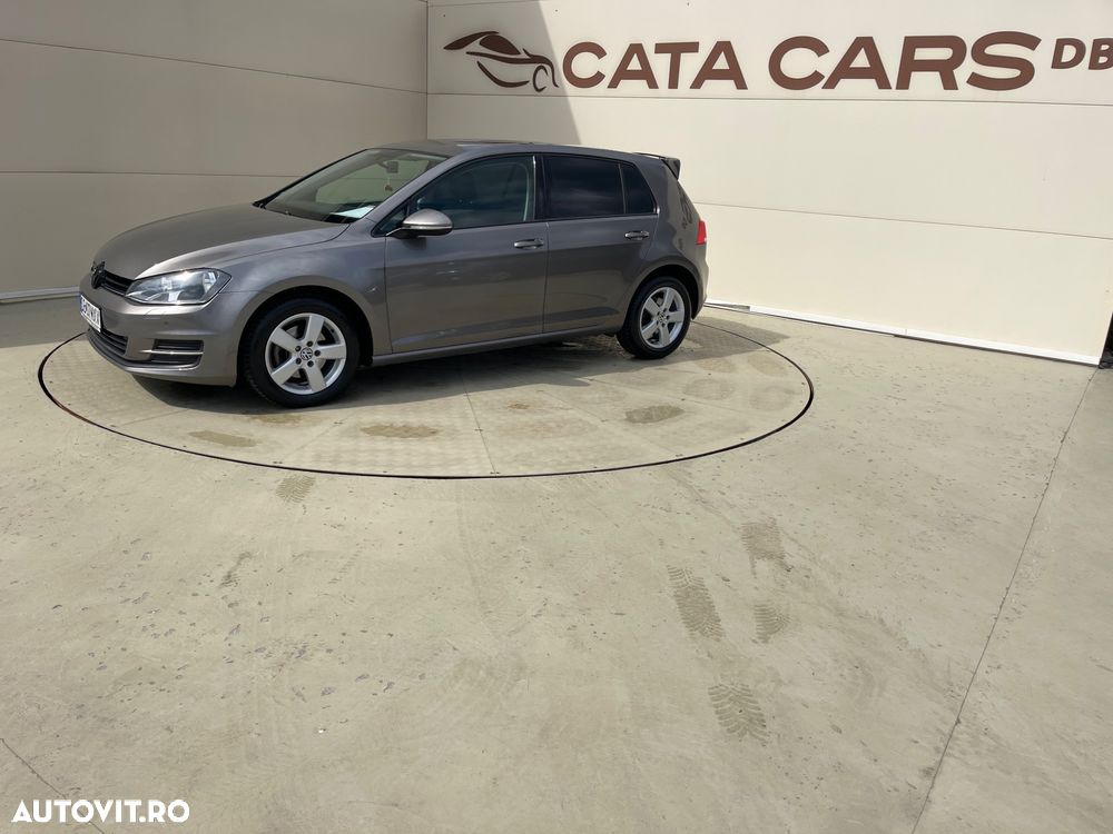 Volkswagen Golf 1.2 TSI BMT Comfortline - 6