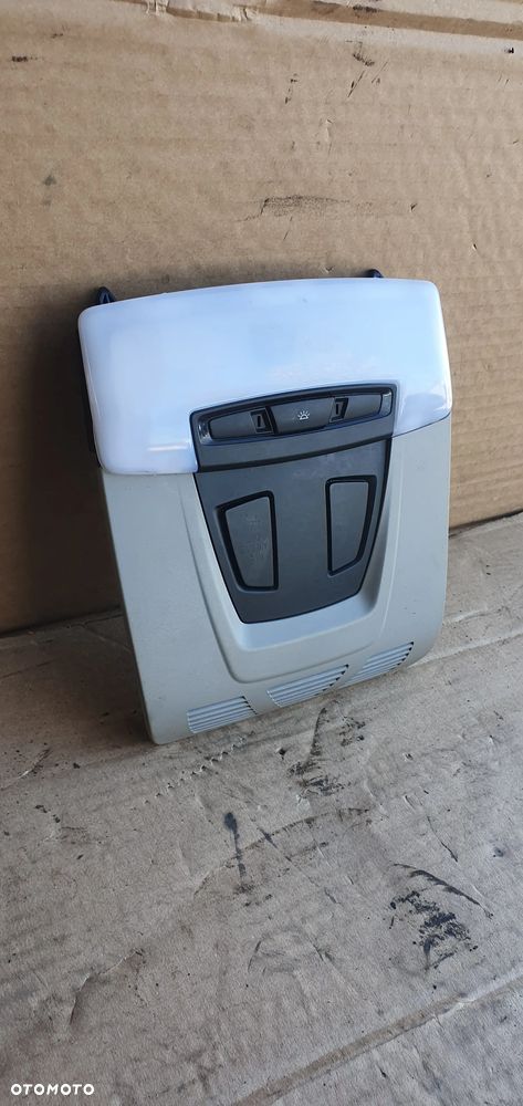 Lampka oświetlenie kabiny podsufitki BMW I F20 9288213 - 4