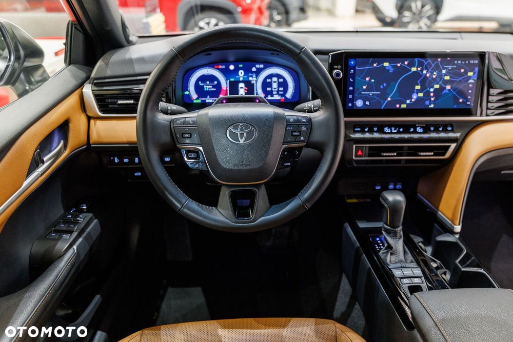 Toyota Camry - 10
