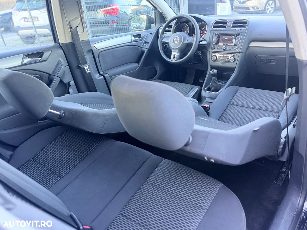 Volkswagen Golf 1.6 TDI DPF Style - 6