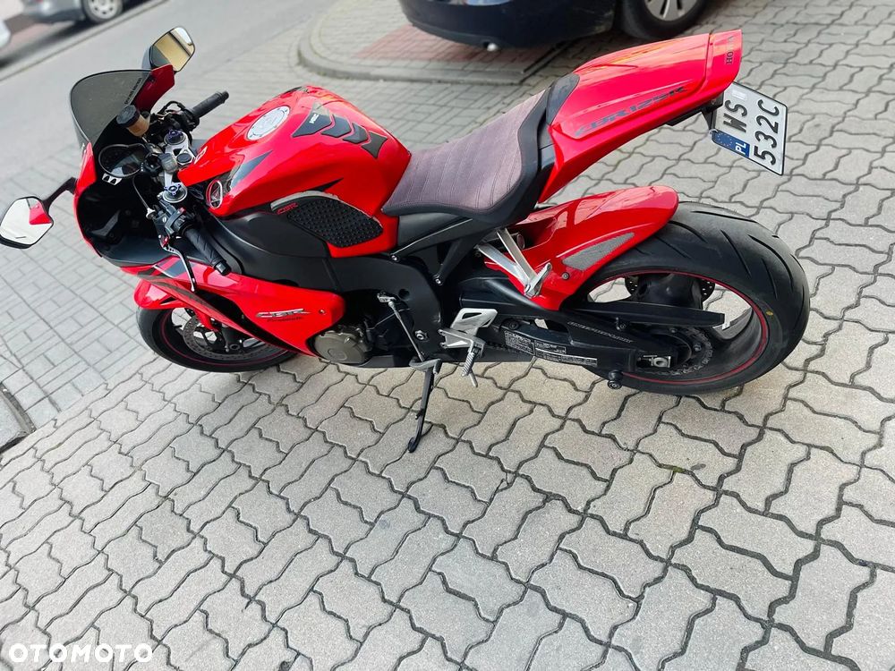 Honda CBR - 9
